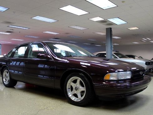Used 1995 Chevrolet Impala Sedan image 12