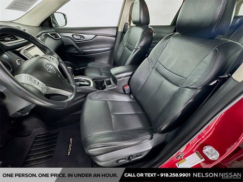 Used 2015 Nissan Rogue SL image 22