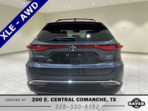 Used 2021 Toyota Venza XLE image 4