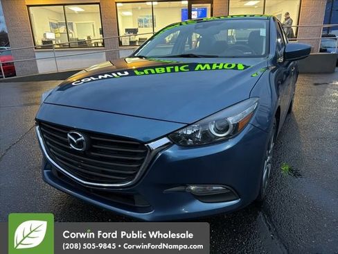 Used 2018 MAZDA MAZDA3 Touring image 1