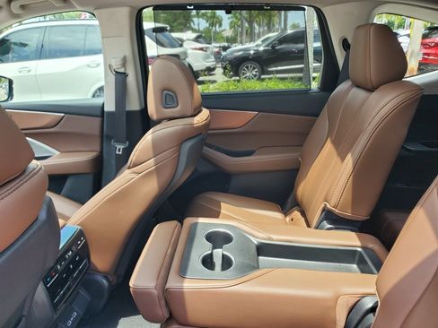 Used 2024 Acura MDX FWD w/ Technology Package image 12