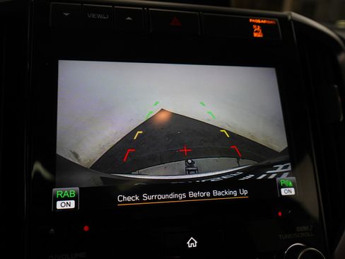 Used 2019 Subaru Ascent Touring AWD/4WD image 34