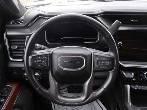 Used 2024 GMC Sierra 2500 Denali Ultimate w/ Max Trailering Package AWD/4WD image 40