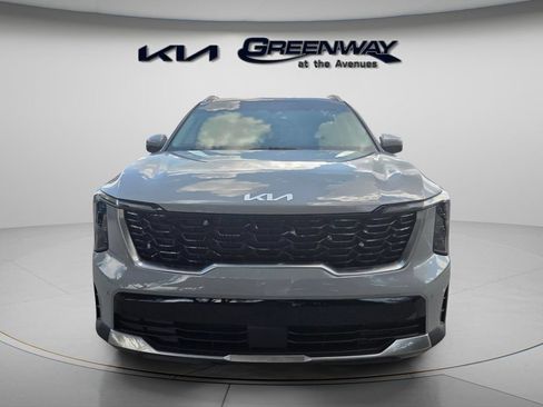 Certified 2025 Kia Sorento S w/ Panoramic Sunroof Package FWD image 8