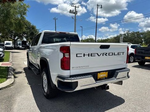 Used 2022 Chevrolet Silverado 2500 LT w/ Convenience Package AWD/4WD image 5