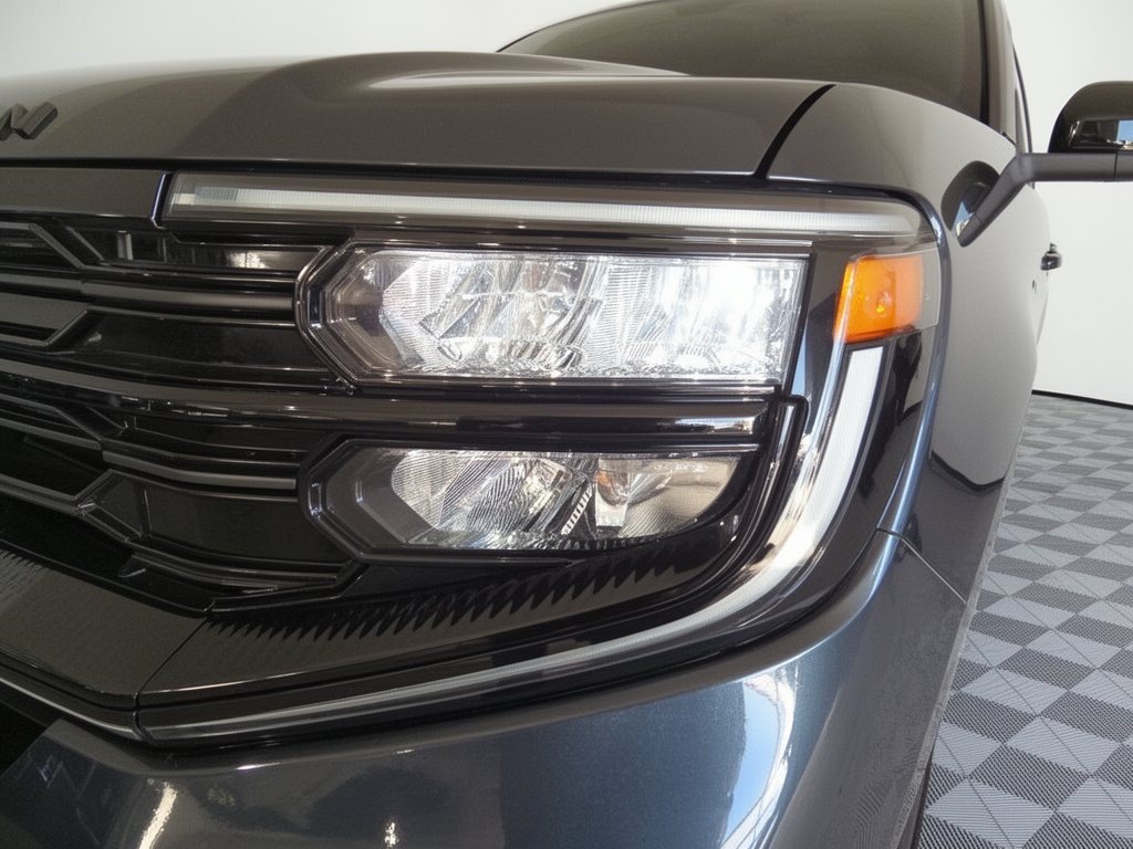 Used 2026 Ford Expedition Platinum w/ Stealth Performance Package AWD/4WD image 10