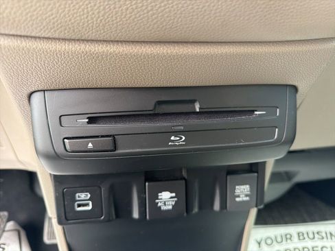 Certified 2023 Honda Odyssey Touring image 18