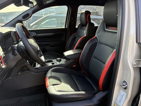 Used 2025 Ford Ranger Raptor image 2