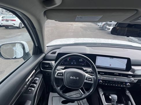 Certified 2023 Kia Telluride S AWD/4WD image 17