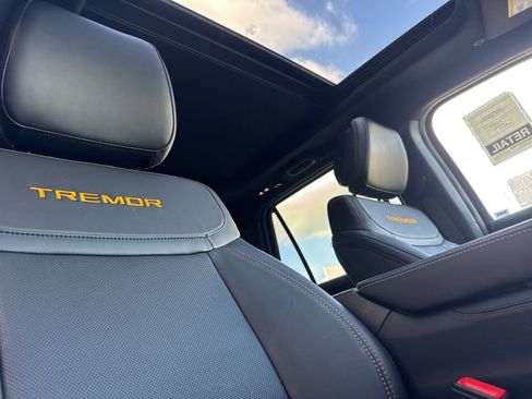 New 2026 Ford Expedition Tremor image 19