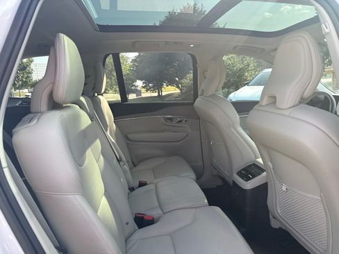 Used 2025 Volvo XC90 T8 Plus AWD/4WD image 16