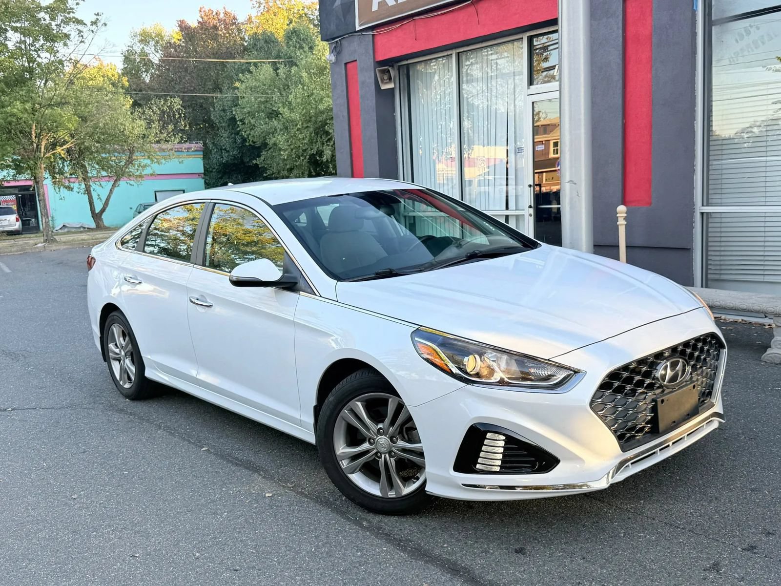 Used 2019 Hyundai Sonata SEL FWD image 1