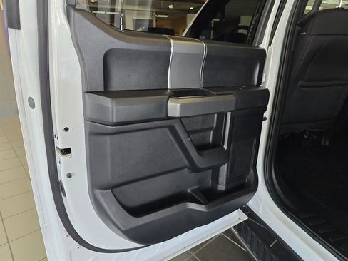 Used 2016 Ford F150 XLT w/ Equipment Group 302A Luxury image 10