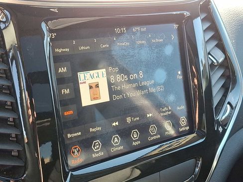 Used 2019 Jeep Cherokee Limited image 17