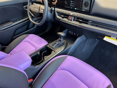 New 2026 Kia K4 LX image 11