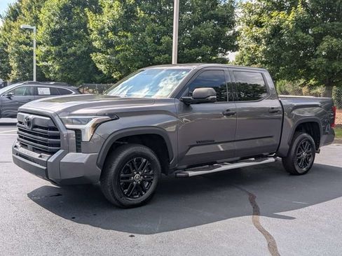 Used 2023 Toyota Tundra SR5 w/ SR5 Convenience Package AWD/4WD image 5