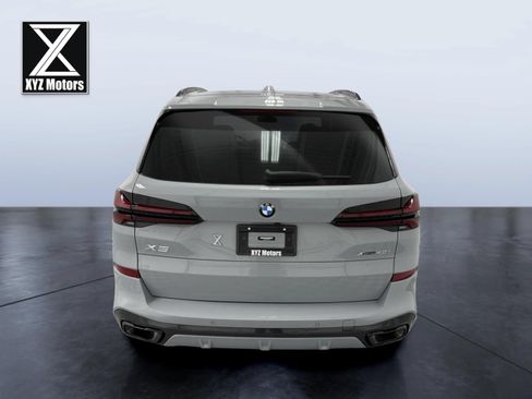Used 2024 BMW X5 xDrive40i AWD/4WD image 5