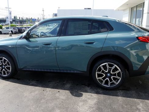 New 2026 BMW X2 xDrive28i w/ Technology Package AWD/4WD image 7