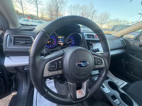 Used 2017 Subaru Outback 2.5i Premium image 27