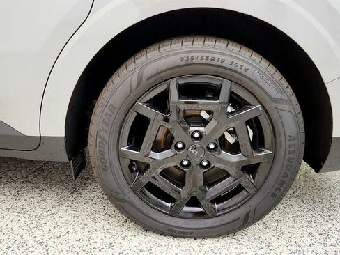 Used 2026 Kia Carnival SX Prestige FWD image 9