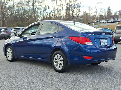 Used 2015 Hyundai Accent GLS w/ Option Group 02 image 4
