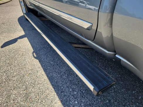 Certified 2025 Chevrolet Silverado 1500 High Country w/ High Country Premium Package AWD/4WD image 19