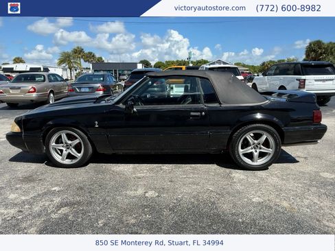 Used 1989 Ford Mustang LX image 10