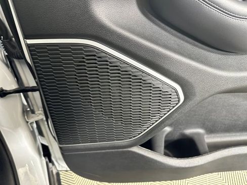 Used 2021 Jeep Grand Cherokee L Limited image 29