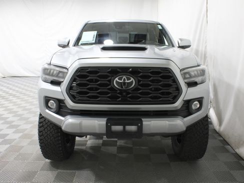 Used 2022 Toyota Tacoma TRD Sport image 29