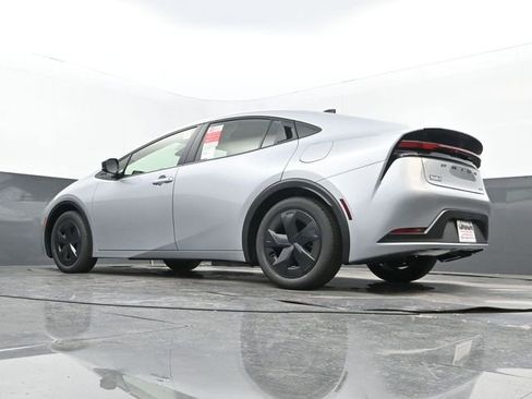 New 2026 Toyota Prius LE image 23
