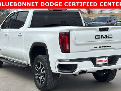 Used 2024 GMC Sierra 1500 AT4 image 7