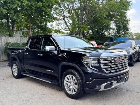 Used 2023 GMC Sierra 1500 Denali w/ Technology Package AWD/4WD image 8