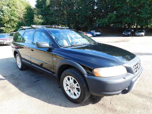 Used 2006 Volvo XC70 image 1