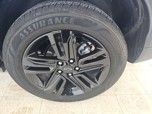 Used 2025 Chevrolet Trax ACTIV w/ Sunroof Package image 22