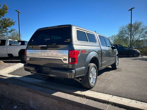 Used 2018 Ford F150 Platinum w/ Equipment Group 701A Luxury image 3