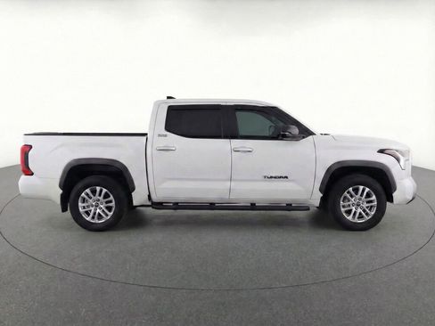 Used 2022 Toyota Tundra SR5 w/ SR5 Premium Package image 8