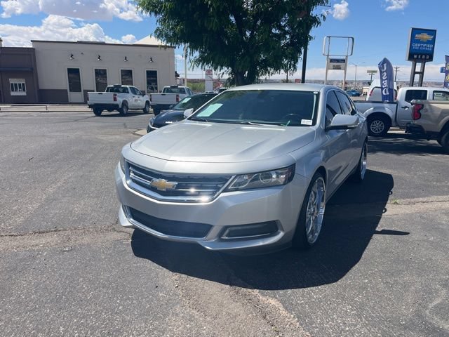 Used 2019 Chevrolet Impala LT FWD image 1