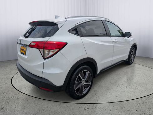Certified 2022 Honda HR-V EX image 3