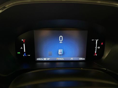 Used 2025 Ford Escape ST-Line w/ Tech Pack #1 AWD/4WD image 8