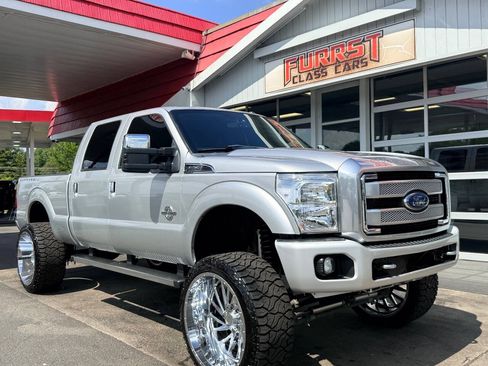 Used 2016 Ford F250 Platinum w/ FX4 Off-Road Package AWD/4WD image 16