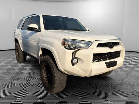 Used 2019 Toyota 4Runner SR5 Premium w/ Wilderness Package AWD/4WD image 3