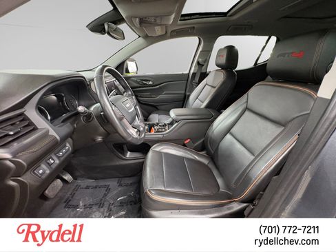 Used 2021 GMC Acadia AT4 w/ Technology Package AWD/4WD image 10
