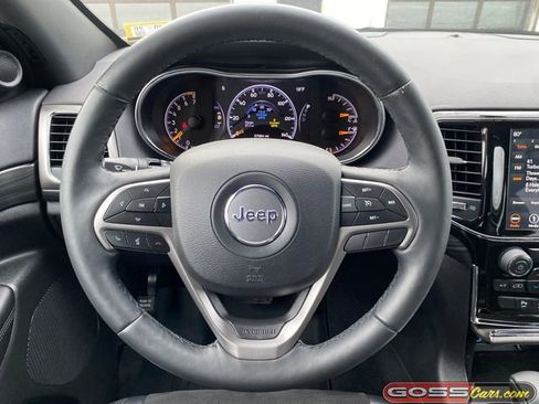 Used 2019 Jeep Grand Cherokee Altitude image 16