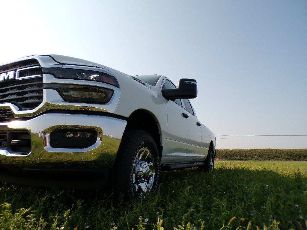 New 2026 RAM 2500 Tradesman AWD/4WD image 17
