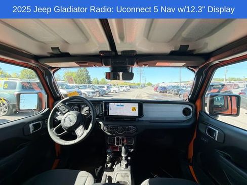 Used 2025 Jeep Gladiator Sport AWD/4WD image 12