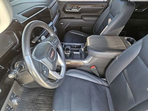 Used 2023 GMC Sierra 1500 Elevation w/ Preferred Package image 14