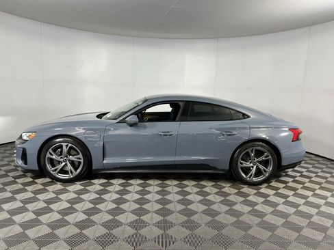 Used 2022 Audi e-tron GT Premium Plus image 9