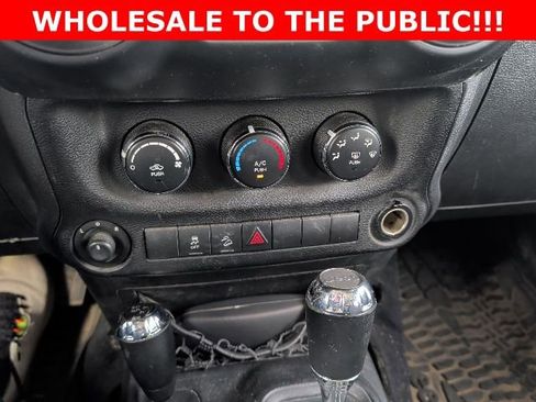 Used 2012 Jeep Wrangler Unlimited Sport image 19