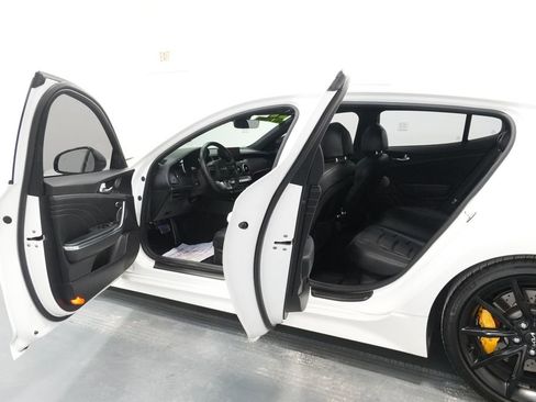 Used 2022 Kia Stinger GT2 w/ Scorpion Package image 31