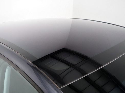 Used 2026 Tesla Model Y 2WD image 5